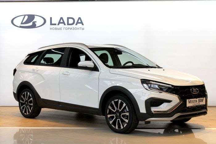 Lada Vesta Универсал Cross / Enjoy / АТ