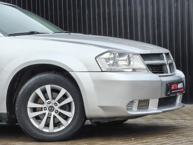 DODGE AVENGER