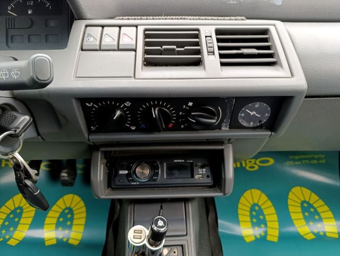 В кредит/лизинг без первого взноса Renault Clio I