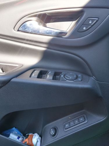 Chevrolet Equinox Premier (1.5L Turbo)
