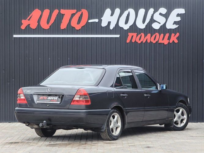 Mercedes-Benz C180