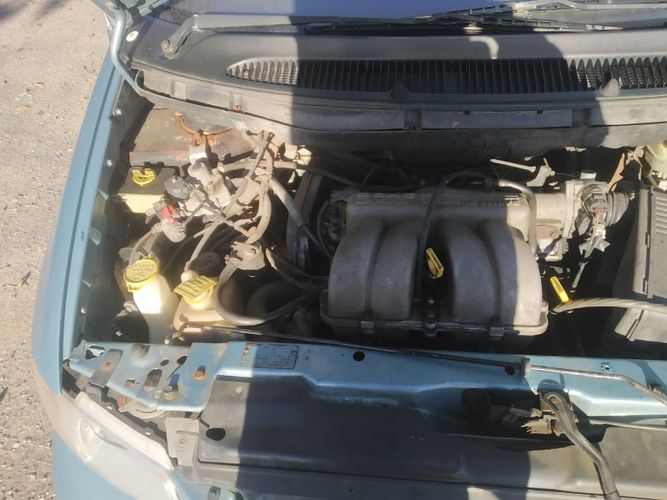 Авто Додж караван