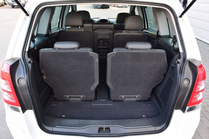  Opel Zafira B Рестайлинг 7 мест 2011 г