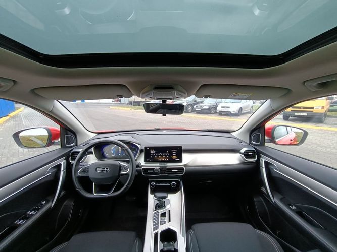 Geely Coolray 2023 Comfort на гарантии
