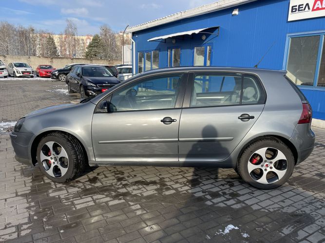 Купить Volkswagen Golf в кредит от 329 руб/мес