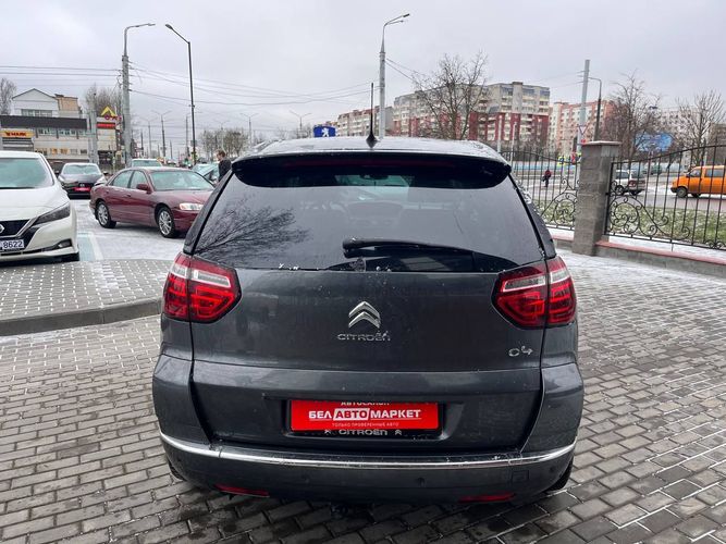 Купить Citroen C4 Picasso 2013 от 478 руб/мес