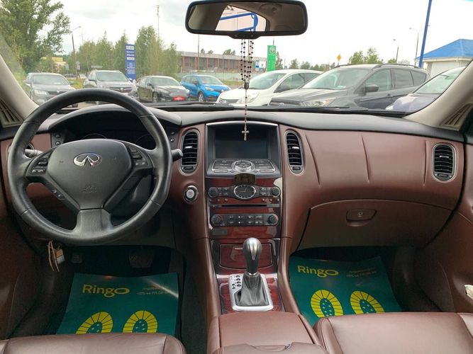 Купить Infiniti QX50 в кредит от 1125 руб/мес