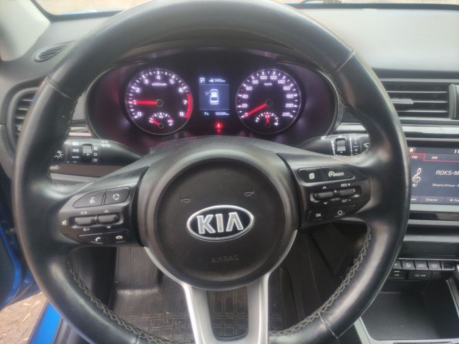 Kia Rio IV 2017 год