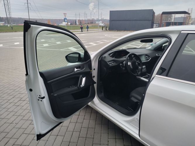 Автомобиль