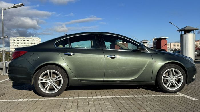Opel Insignia 2.0Т