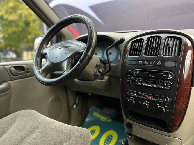 Chrysler Town Country