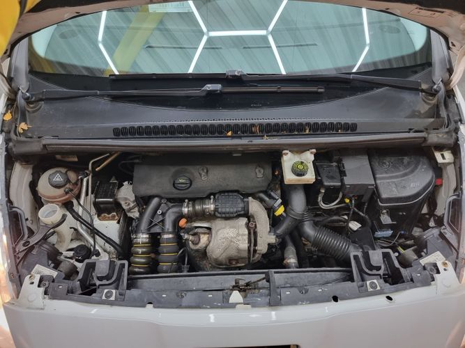 Peugeot 5008 I, 2013