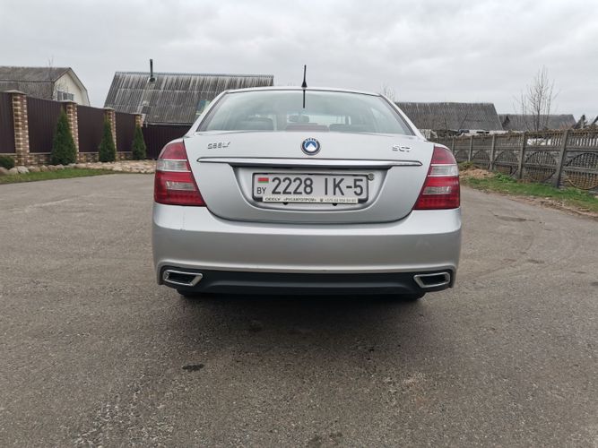 Geely sc7 