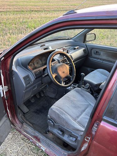 Mitsubishi space wagon