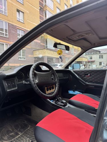 Audi 80