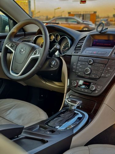 Opel Insignia 2.0Т