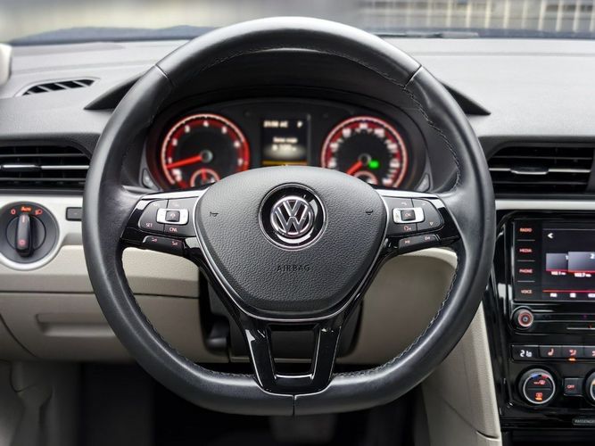 Volkswagen Passat (USA) II