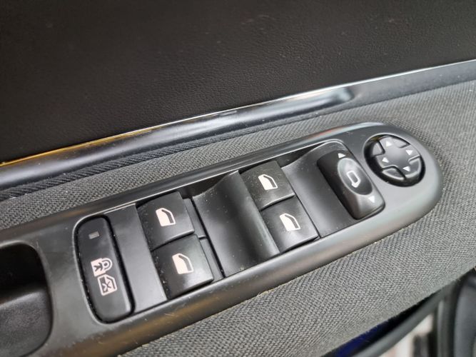 Peugeot 5008 I, 2013