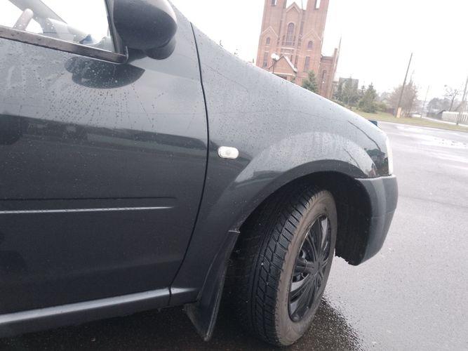 Dacia Logon 1