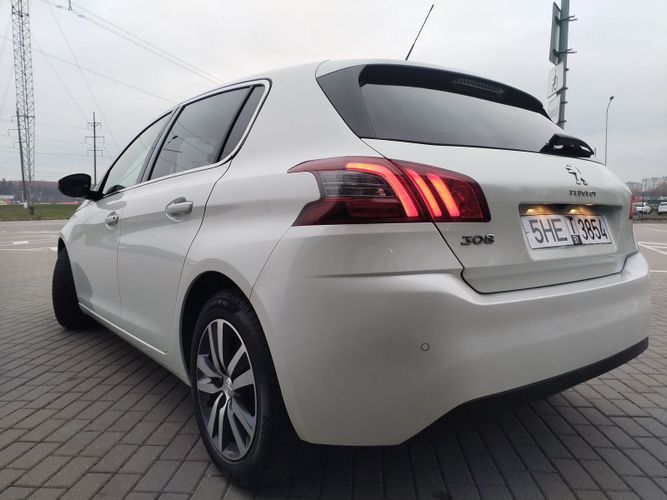 Автомобиль