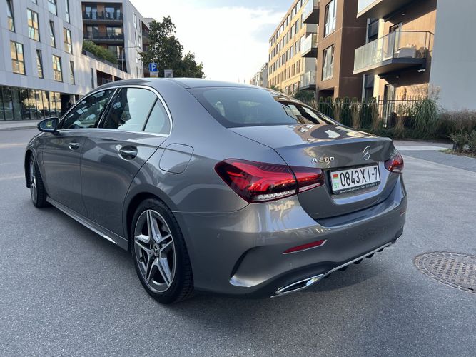 Mercedes-Benz A 200