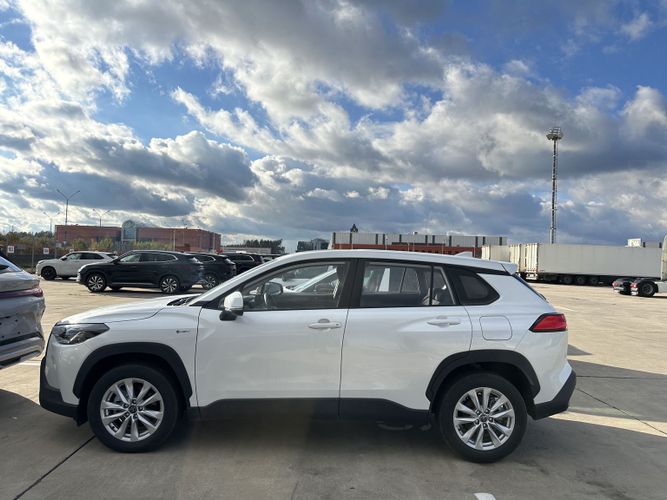Toyota Corolla Cross гибрид