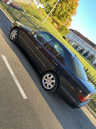 Mercedes Benz E270
