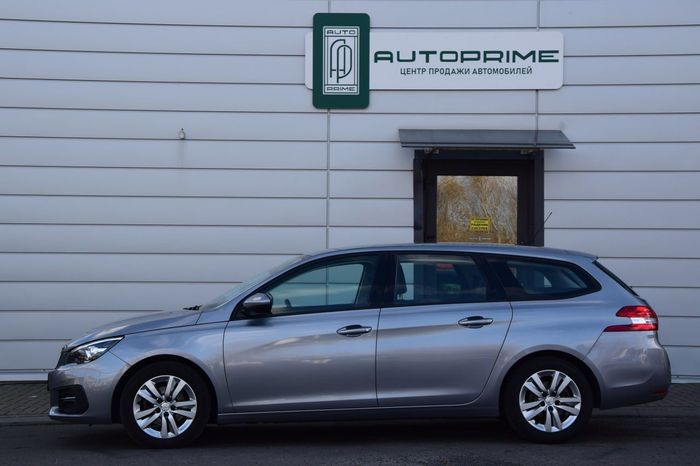  Peugeot 308 T9  Рестайлинг 2020 г