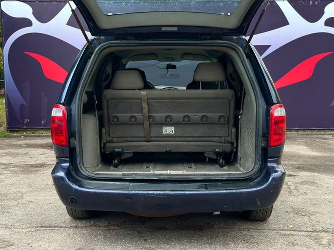 Chrysler Town Country