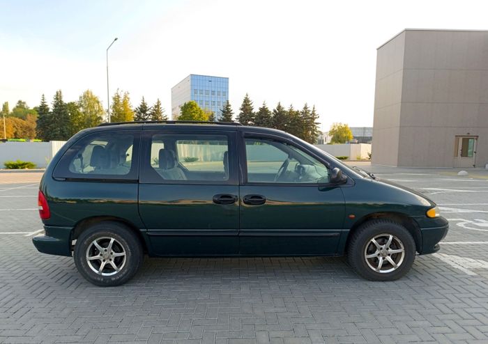 В кредит/лизинг без первого взноса Chrysler Voyager 7 мест