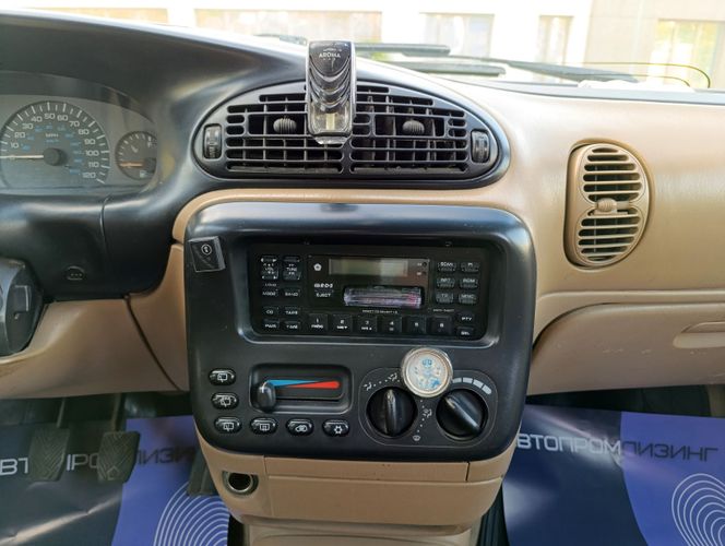 В кредит/лизинг без первого взноса Chrysler Voyager 7 мест