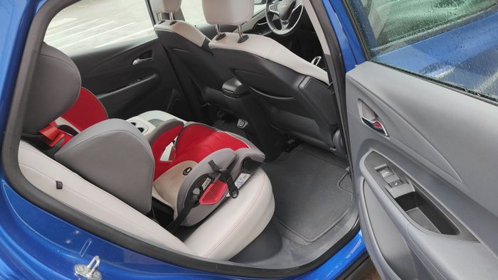 Chevrolet Bolt, Premier