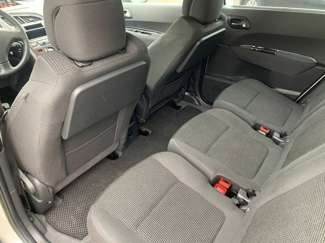 Peugeot 5008 I