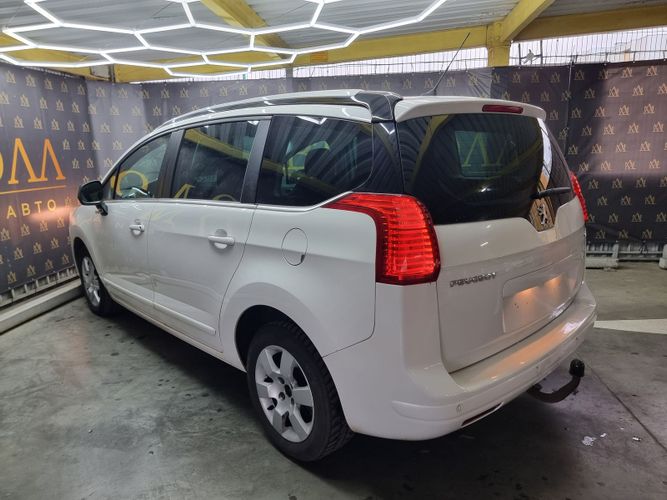 Peugeot 5008 I, 2013