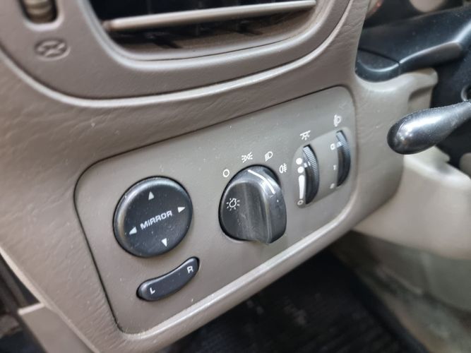 Chrysler Grand Voyager IV, 7 мест, 2001