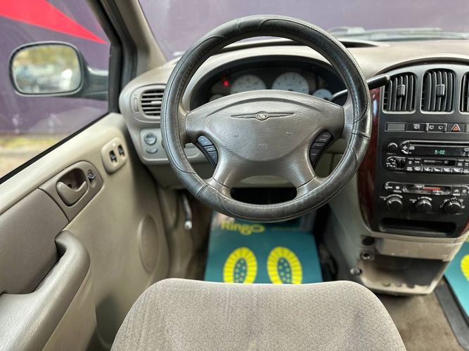 Chrysler Town Country