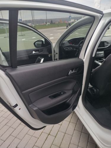 Автомобиль