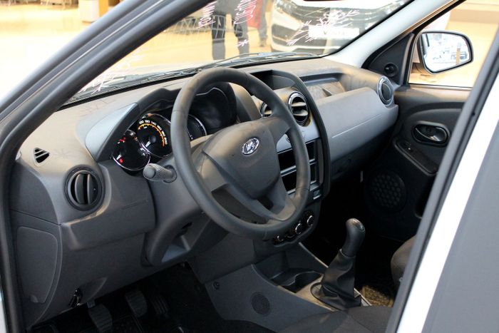 Lada Largus Универсал / Classic / МТ