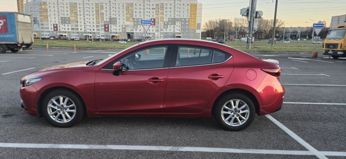 Mazda 3 BM Soul Red