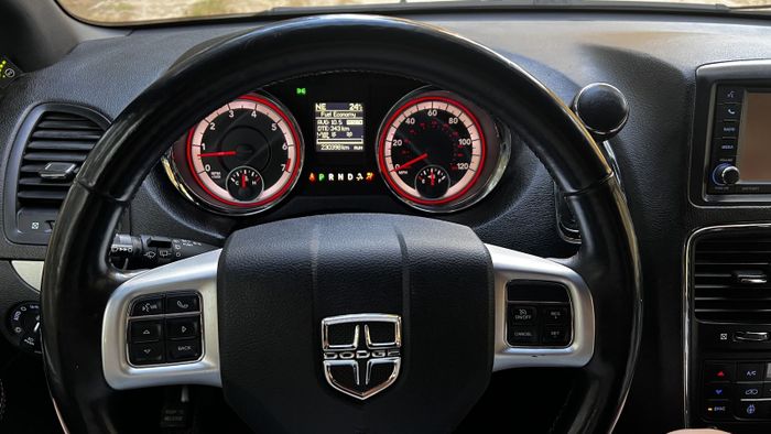 Dodge Grand Caravan 2017