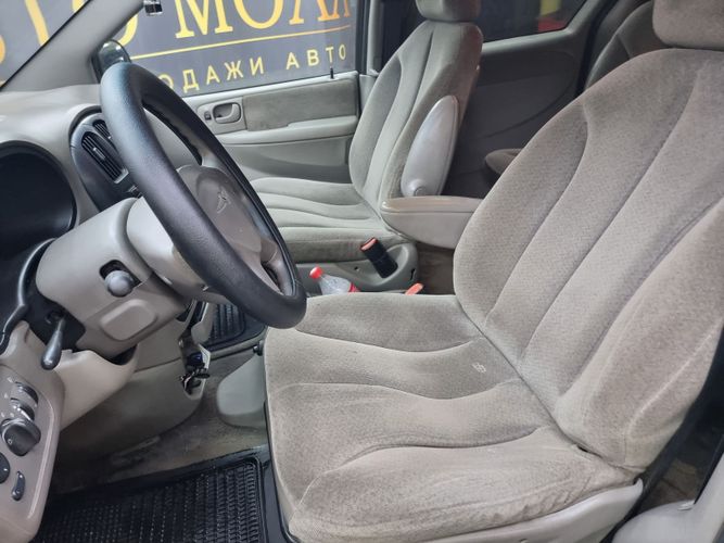 Chrysler Grand Voyager IV, 7 мест, 2001