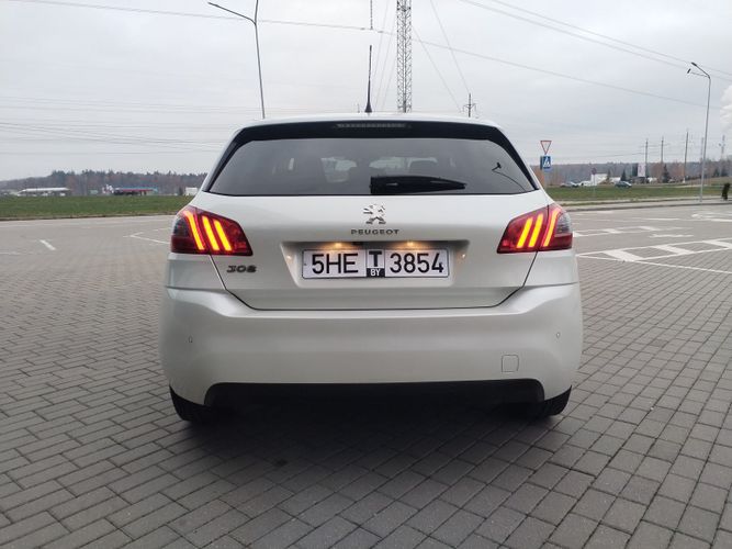 Автомобиль