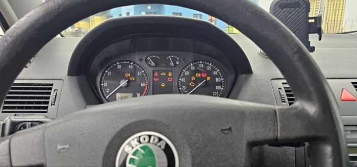 Skoda Fabia 6Y, 2002 автомат, дорогая комплектация