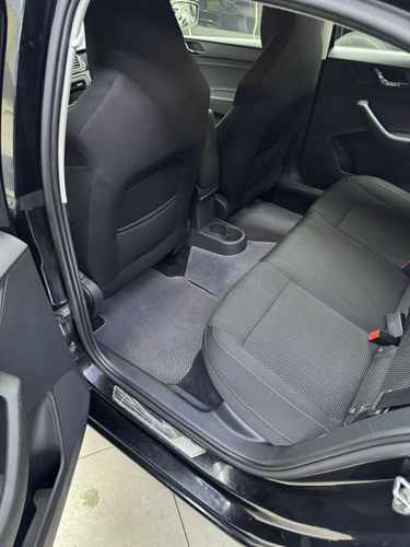 Продам Skoda Rapid 2015 г механика