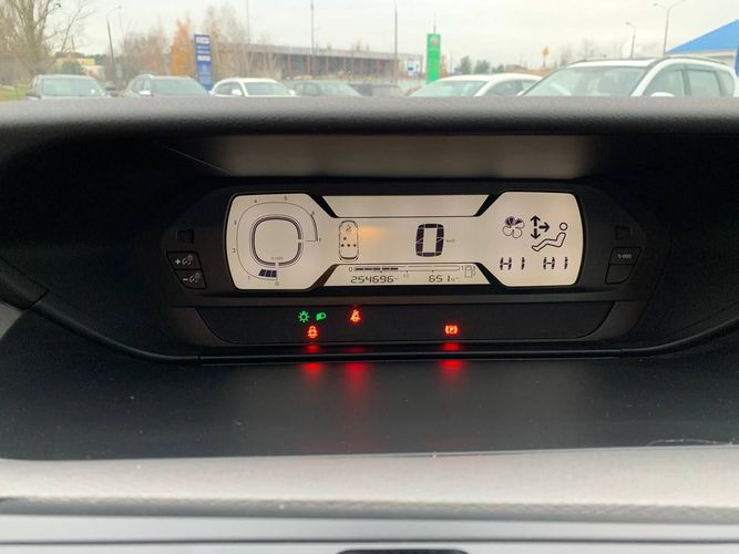 Купить Citroen C4 Picasso в кредит от 435 руб/мес