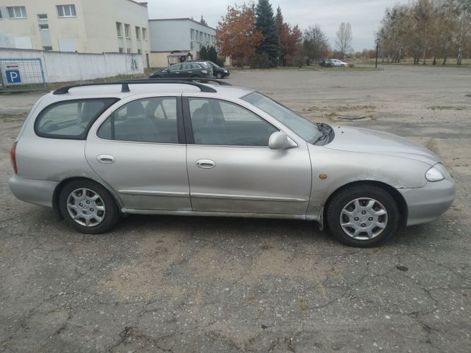 Авто Hyundai Lantra 