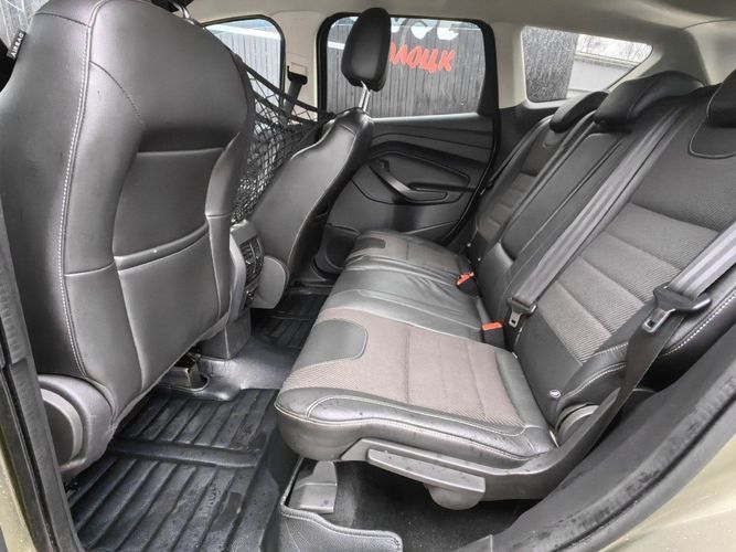 FORD KUGA