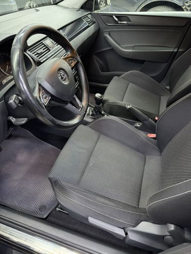Продам Skoda Rapid 2015 г механика