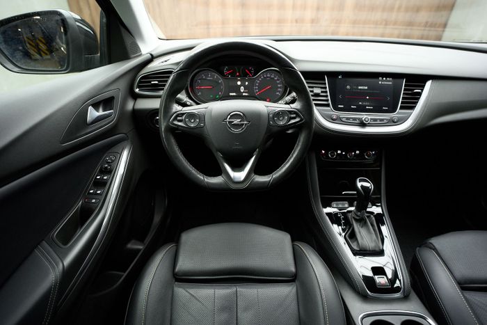 Opel Grandland X 2021г. 1.5 дизель