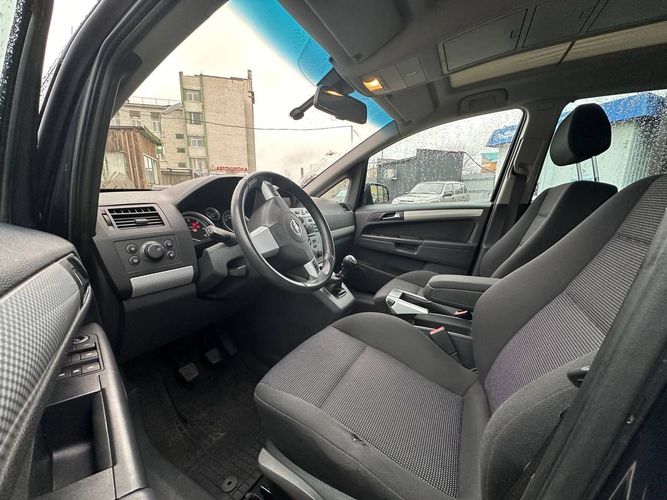Купить Opel Zafira B в кредит от 464 руб/мес